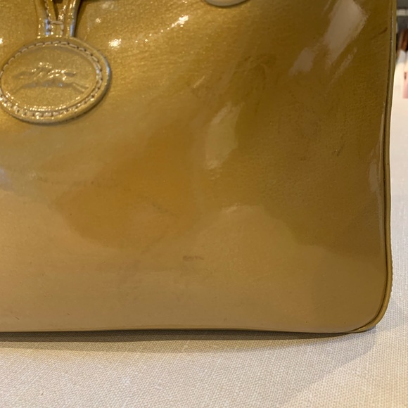 Longchamp gold patent handbag - Picture 5 of 6